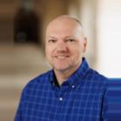 Robert Farmer Headshot